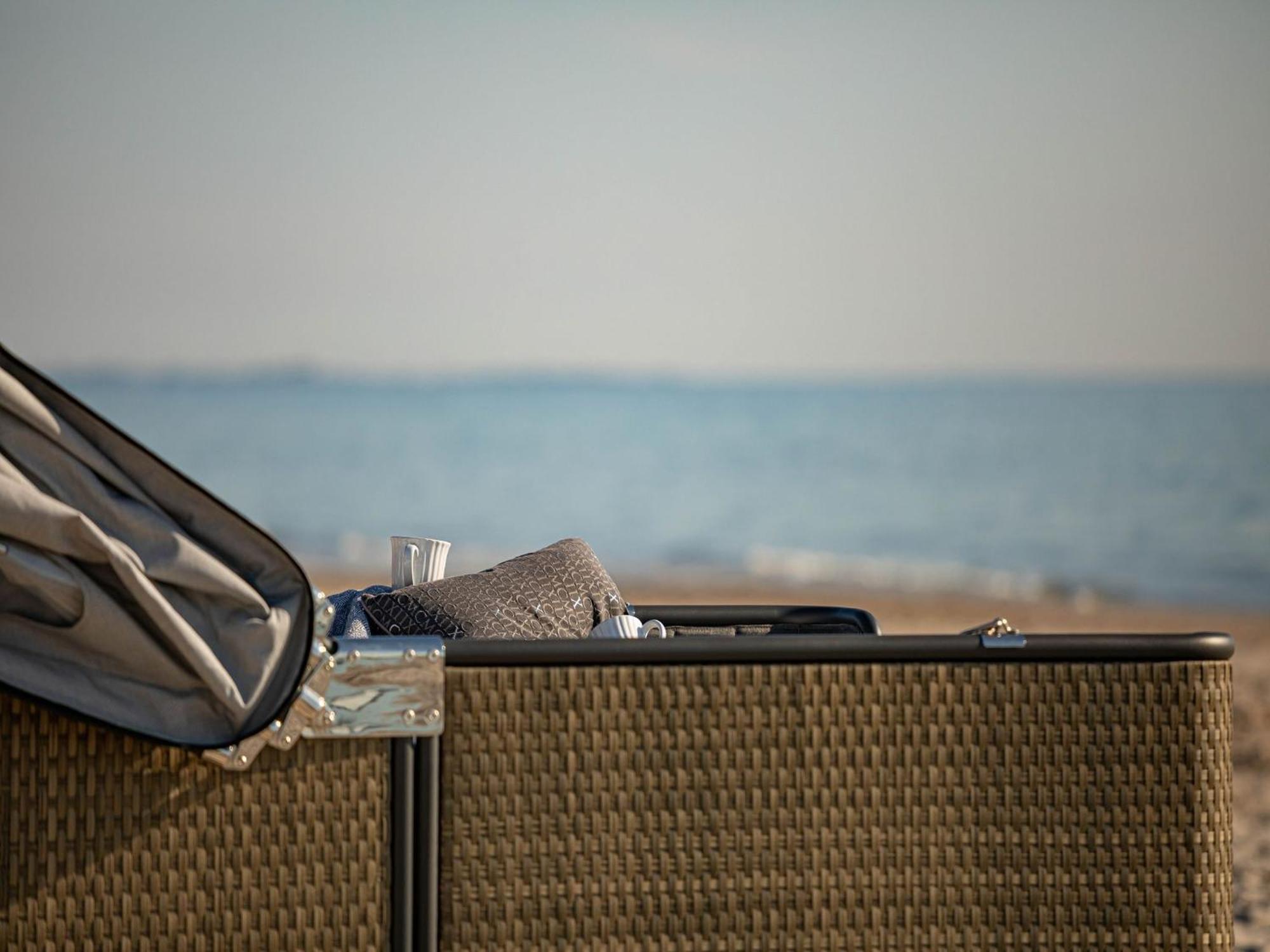 Strand Lounge Kronsgaard Buitenkant foto